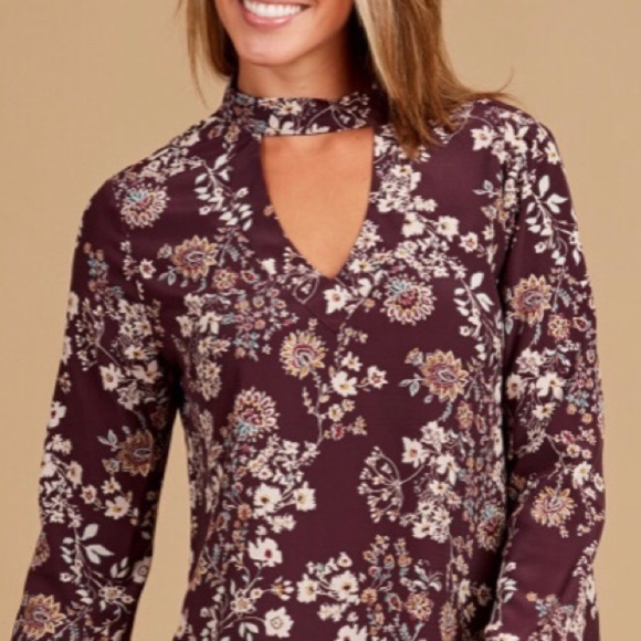Altar'd State Tops - Altar’d State Chaska Floral Keyhole Blouse